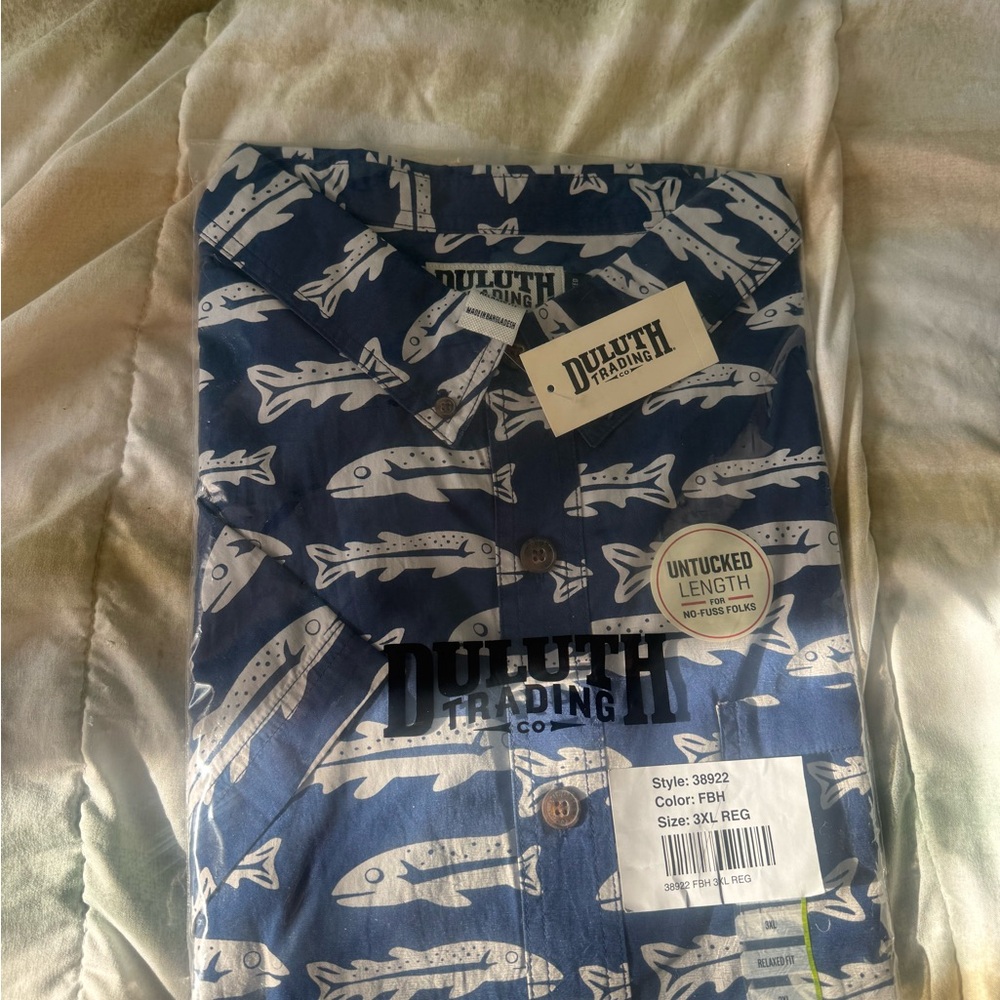 NWT Duluth Trading Co Men’s 3XL Action Shirt Blue Alligator Print Short Sleeve - Picture 2 of 8